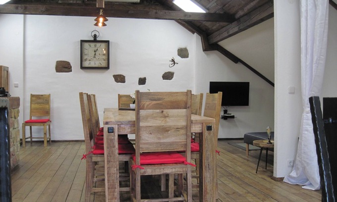 Nackterhof House | 2-storey loft in the Palatinate Forest/German Wine Route
