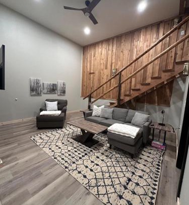 Divide Apartment | 20 min from Butte, minutes from The Big Hole River