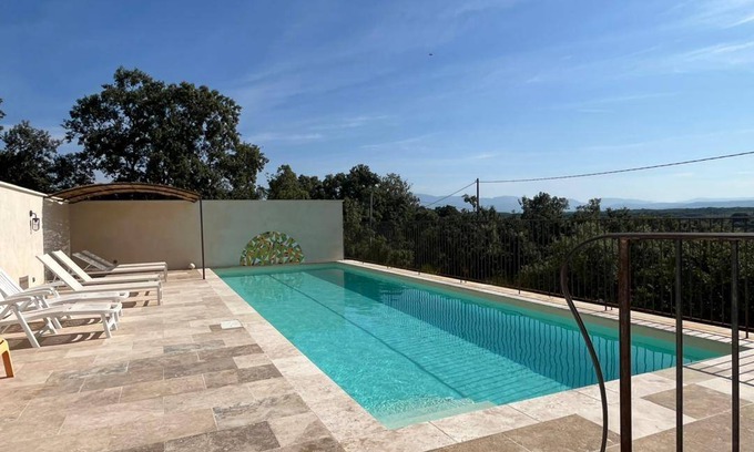 Montsegur-sur-Lauzon House | 200 m² Gîte ∙ 6 bedrooms ∙ 15 guests