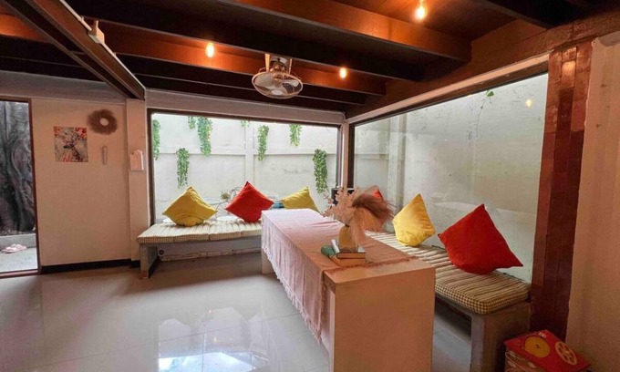 Maha Phruttharam House | 200 m² House ∙ 5 bedrooms ∙ 14 guests