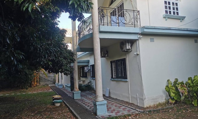 Quatre Bornes House | 200 m² House ∙ 3 bedrooms ∙ 4 guests