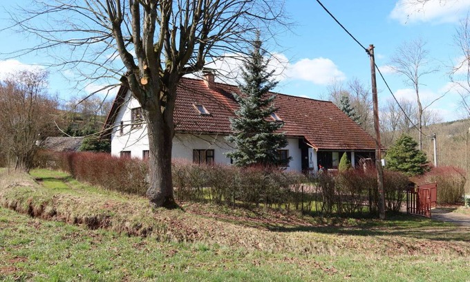 Rovensko pod Troskami Villa | 200 m² Villa ∙ 4 bedrooms ∙ 8 guests