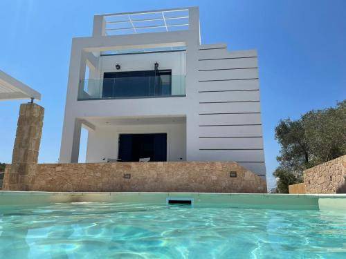 Souvala Villa | 200 m² Villa ∙ 4 bedrooms ∙ 8 guests
