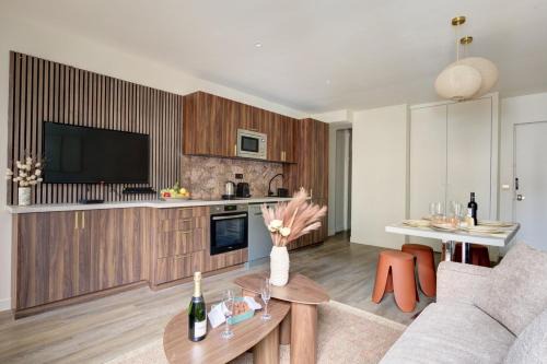 Puteaux Apartment | 201 Suite Anne - Superbe appartement