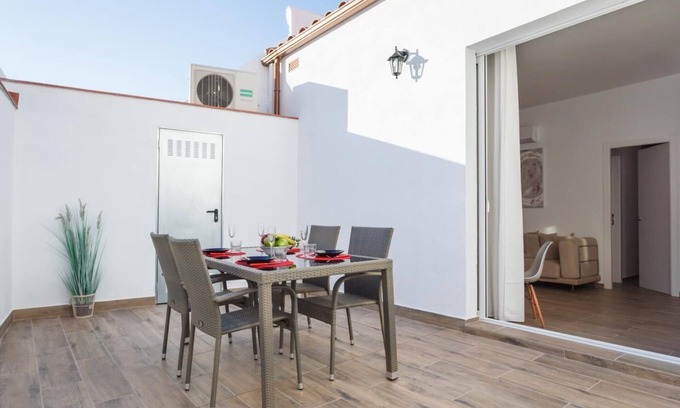Mataro Apartment | 20km from Barcelona and next to the beach, terrace , matarolux7