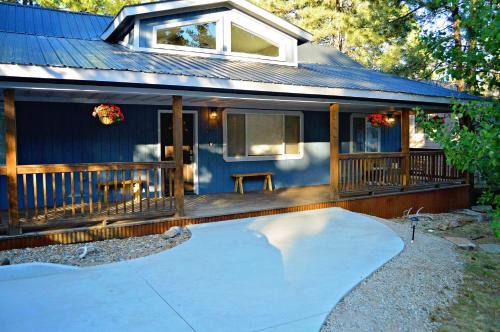 Durango West House | 210 Forest Ridge Drive