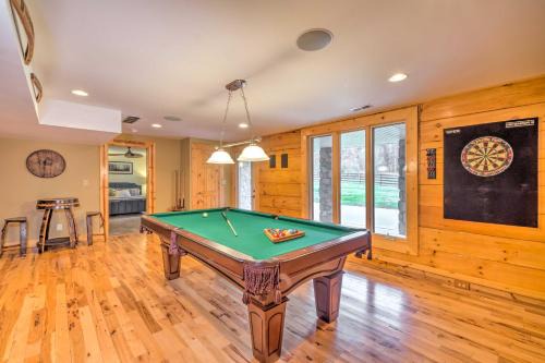 Shepherdsville House | 22-Acre Home on Bourbon Trail with Sunroom!