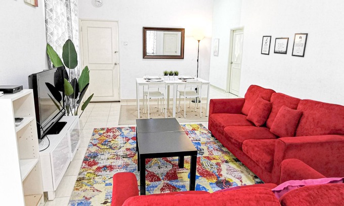 Bandar Sri Sendayan House | 22 Residency Homestay/Bungalow 4BR/Fully air conditioned