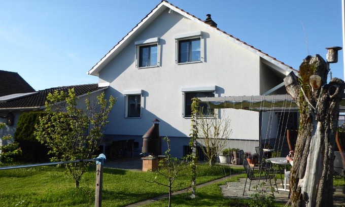 Kreuzlingen Bed & Breakfast | 22 – Zimmer & Zmorge