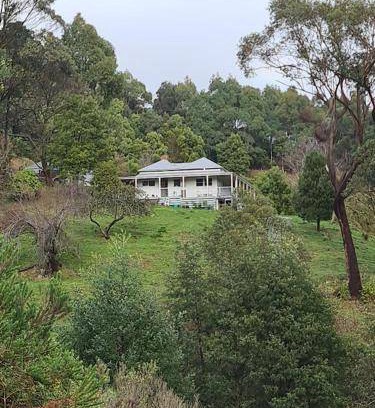Woorarra West House | 221 m² House ∙ 3 bedrooms ∙ 6 guests
