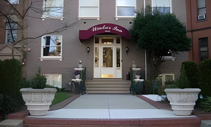 Dupont Circle House | 23 m² Motel ∙ 6 guests