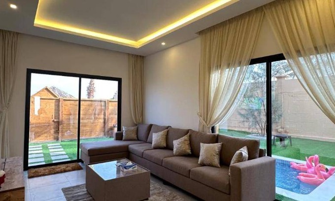 Jannusan Hotel | 230 m² Hotel ∙ 3 bedrooms ∙ 12 guests