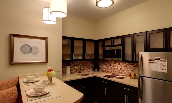 Bryant Pattengill East Condo | 24 Hour Business Center + Fitness Center | Short Drive to University of Michigan