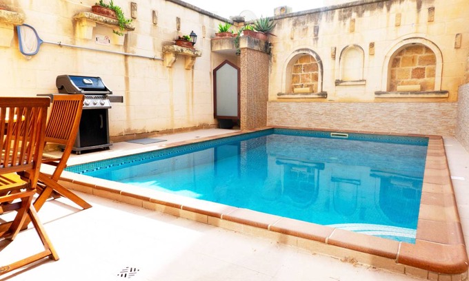 Sannat House | 240 m² House ∙ 4 bedrooms ∙ 8 guests