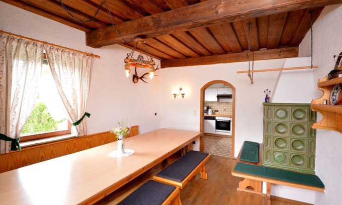 Altmuenster House | 240 m² House ∙ 6 bedrooms ∙ 14 guests