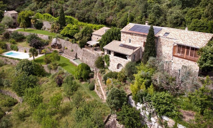 Largentiere House | 240 m² House ∙ 7 bedrooms ∙ 14 guests