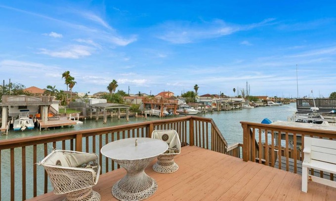 Port Isabel House | 242 m² House ∙ 5 bedrooms ∙ 12 guests