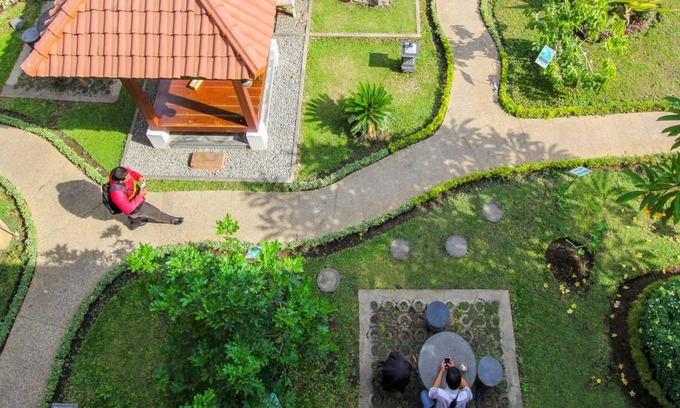 Probolinggo Bed & Breakfast | 25 m² Bed and breakfast ∙ 3 guests