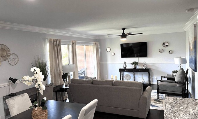 Grand Prairie Apartment | 25% OFF 3BD Condo, Six Flags - Grand Prairie