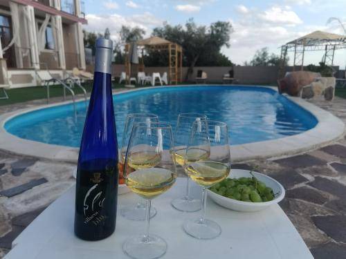 Santa Maria di Licodia Apartment | 250 m² Apartment ∙ 3 bedrooms ∙ 14 guests