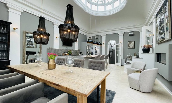 Hellerup Apartment | 250 m² Apartment ∙ 3 bedrooms ∙ 8 guests