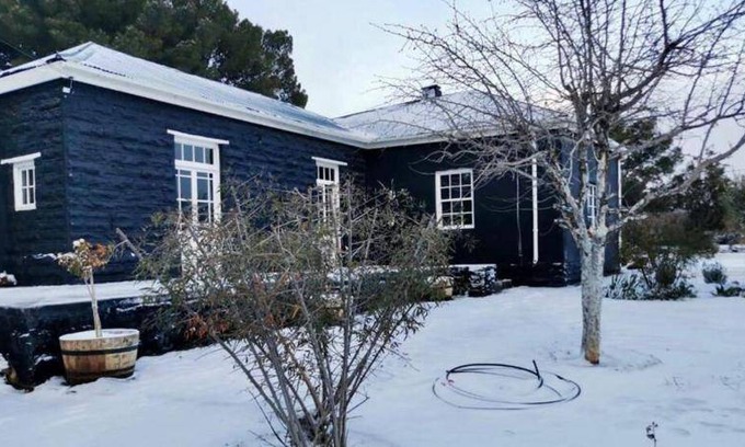 Sutherland House | 250 m² House ∙ 3 bedrooms ∙ 8 guests