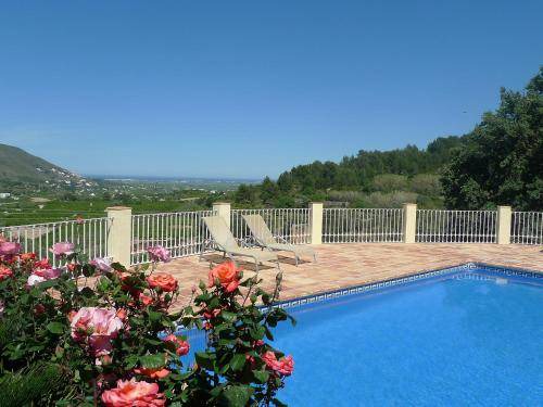 Adsubia House | 250 m² House ∙ 3 bedrooms ∙ 6 guests