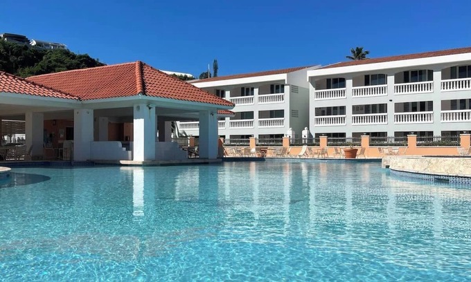 Bajura Condo | #26 Beach Apartment 2br, 3ba w/jet tub