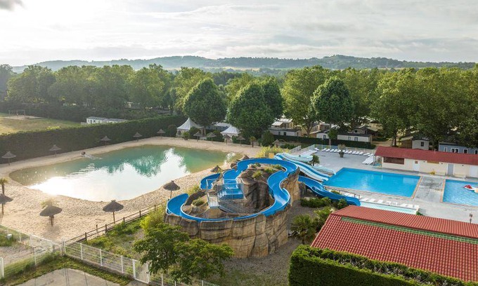 Chateauneuf-de-Galaure House | 26 m² Mobile home ∙ 2 bedrooms ∙ 6 guests