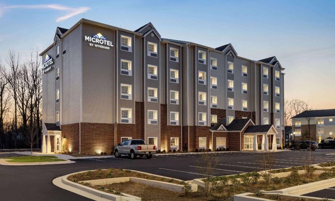 Gambrills Hotel | 28 m² Hotel ∙ 127 guests