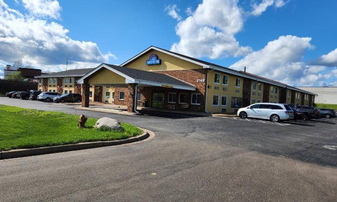 Mounds View Hotel | 28 m² Hotel ∙ 127 guests