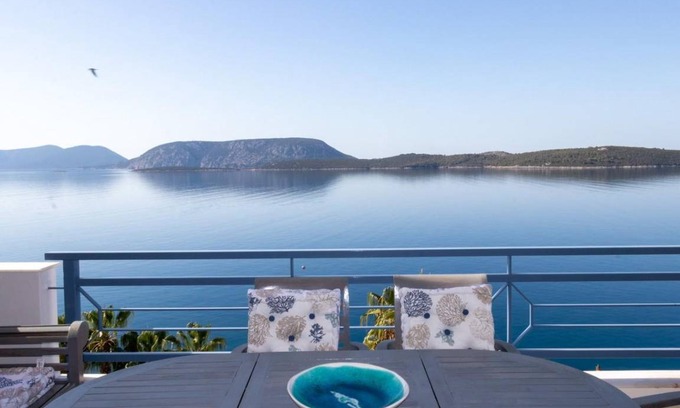 Ermionida Apartment | 280 m² Apartment ∙ 4 bedrooms ∙ 10 guests