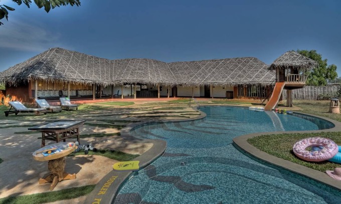 Bheeramballi Resort | 288 m² Resort ∙ 5 guests