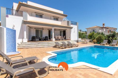 Alpouvar House | #297 Espaçosa Vivenda V5 by Home Holidays