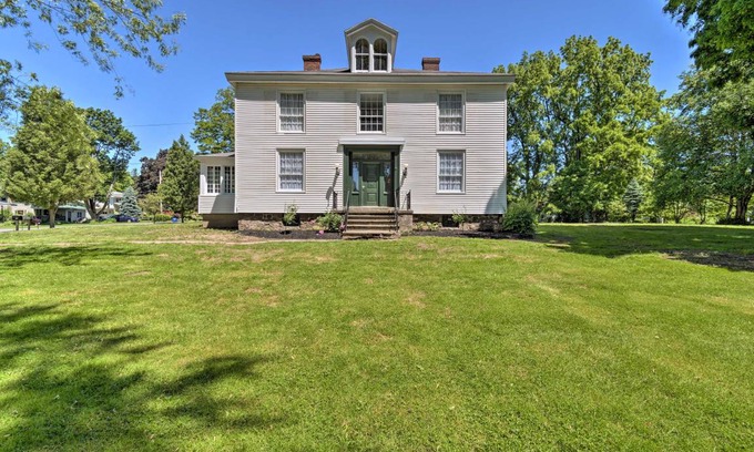 Sodus Point House | 297 m² House ∙ 5 bedrooms ∙ 10 guests