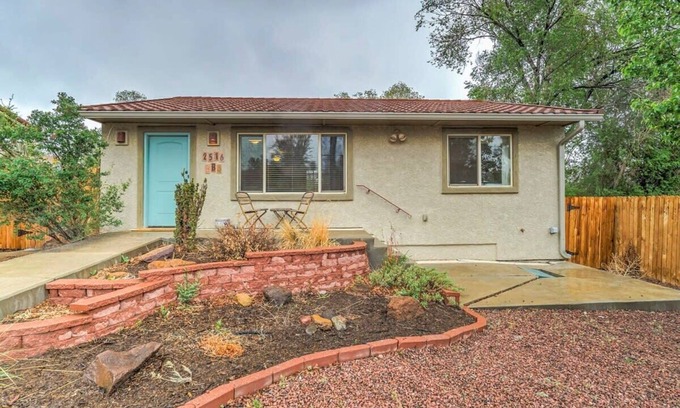 Colorado Springs House | 2BD Getaway Cottage Near Downtown & Hiking
