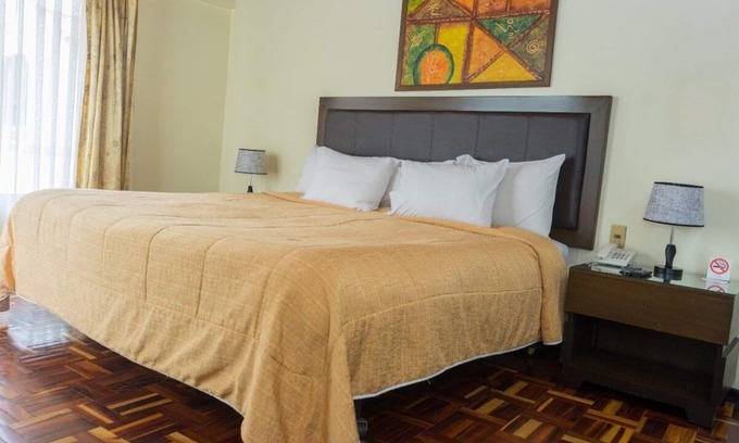 Macrodistrito Sur Apartment | 2BD Urban Escape: Fast Wi-Fi, Parking, Calacoto