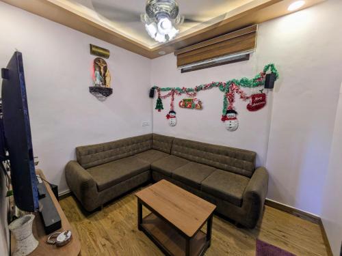 Mount Abu Apartment | 2BHK City Center