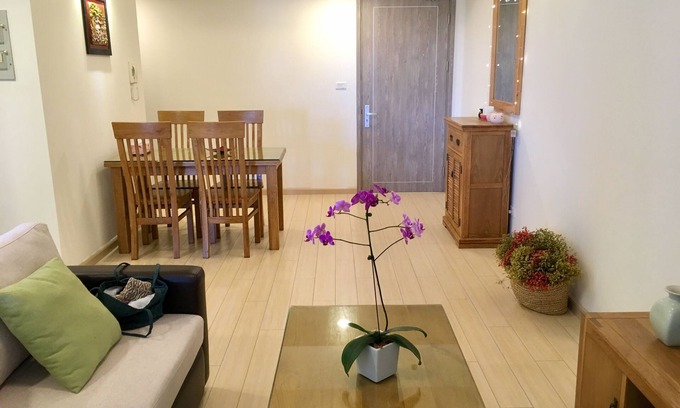 Gia Lam Apartment | 2BR Bright Apartment in Green Community