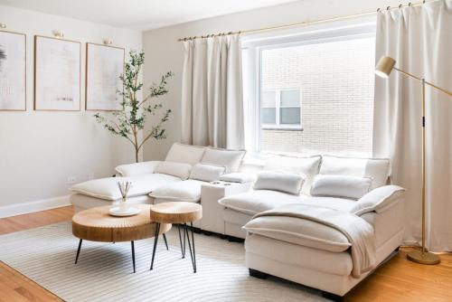 O'Hare Apartment | 2BR Near OHare and Transit Newly Furnished Modern