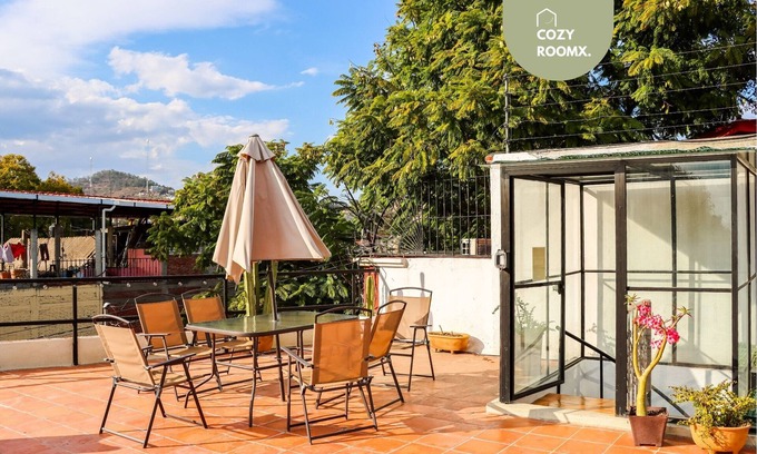 Centro Apartment | 3 BDR Apt/Private Terrace/Pet F/Parking/100MB