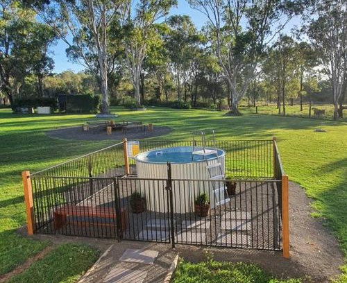 Blackbutt North House | 3 bed cottage nestled at centre of 21 acres in Blackbutt