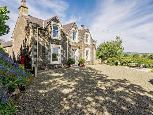 Biggar House | 3 Bed in Biggar 82924