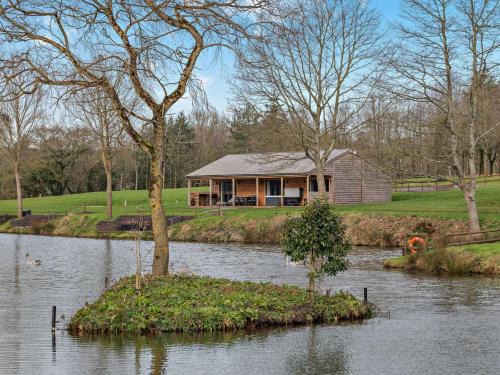 Westcott House | 3 Bed in Cullompton 94139