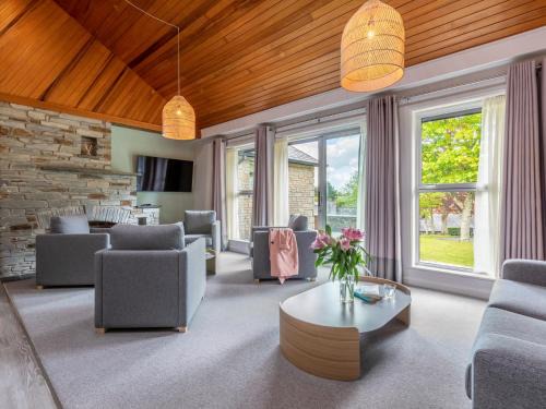 St Mellion House | 3 Bed in St. Mellion 87711