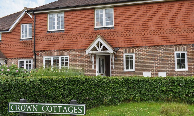 Horsted Keynes Cottage | 3 bedroom accommodation in Horsted Keynes