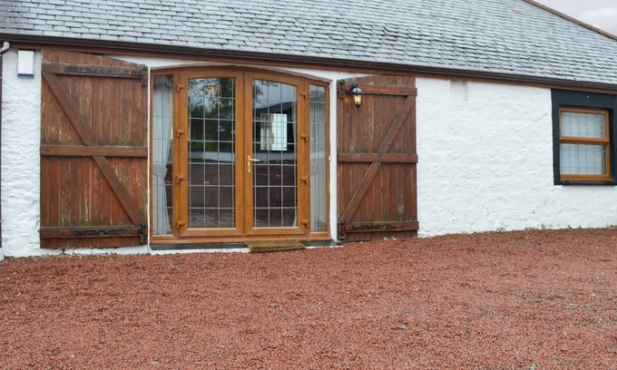 Lockerbie Cottage | 3 bedroom accommodation in Hangingshaw, near Lockerbie