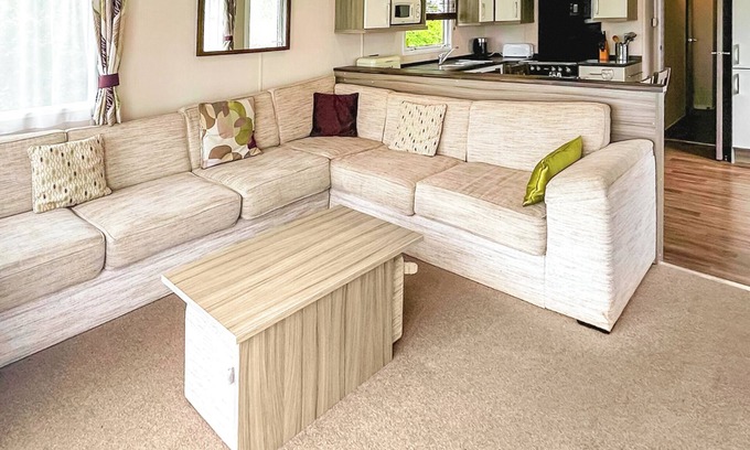 Ningwood House | 3 bedroom accommodation in Newbridge, Nr Yarmouth