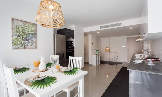 Barra Condo | 3 bedroom apartment on the seafront