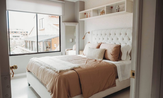 Cuenca Apartment | 3-bedroom apartment. 10min away from CathedralnTranvia stops in front of it.